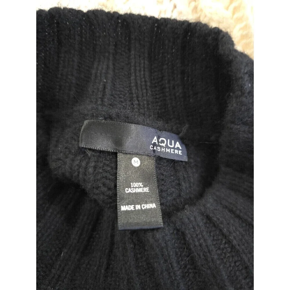 AQUA Cashmere Black Cream Colorblock Cable Knit Turtleneck Sweater Medium